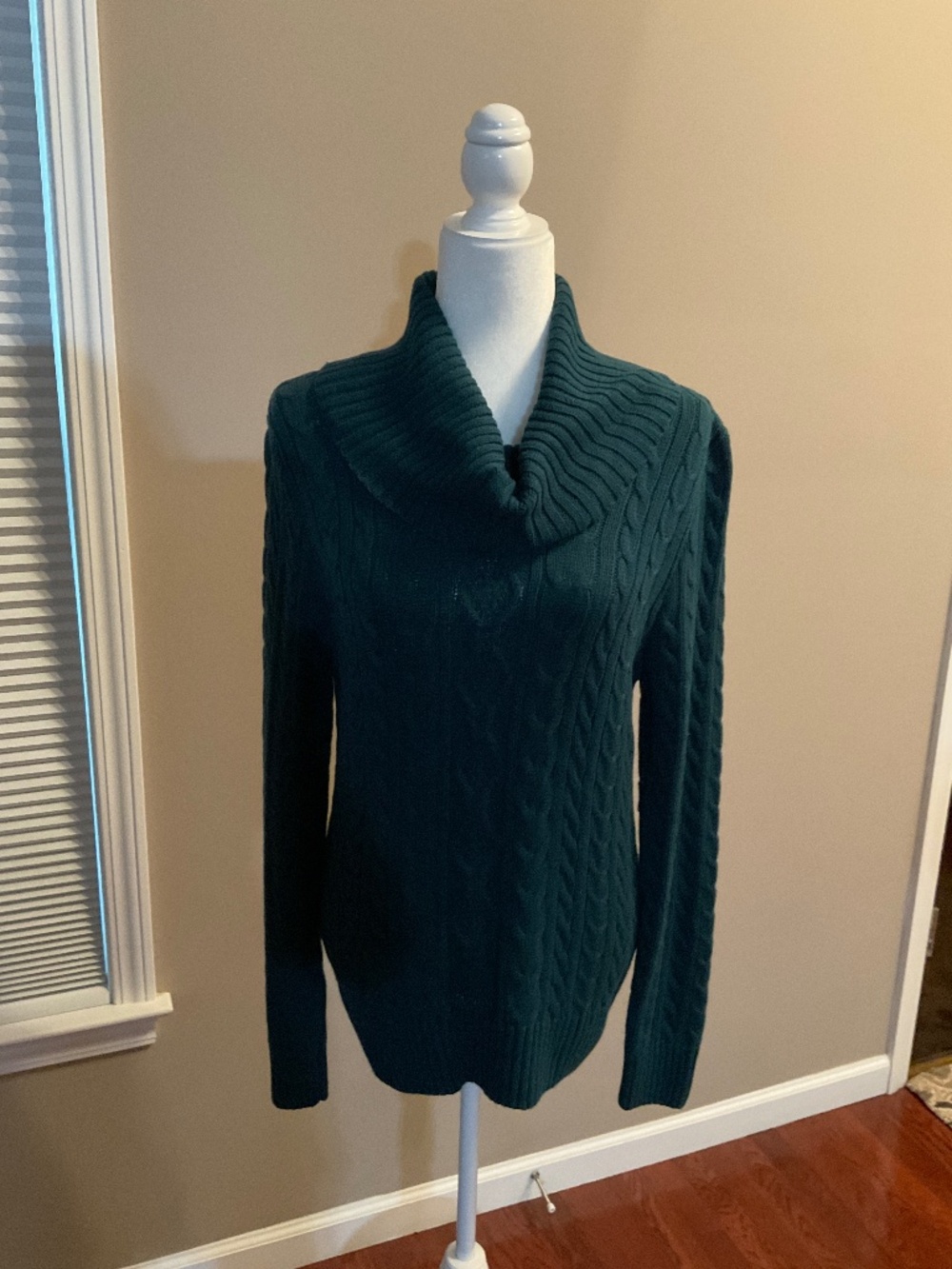 Jeanne Pierre Ladies Cable Sweater in Blue/Green Color Size Large - New w/Tags